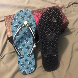 BNIB Tory Burch flip flops